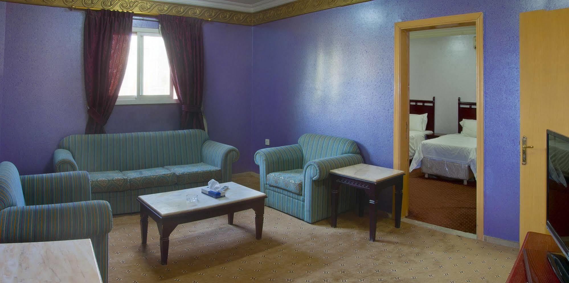 Al Farhan Hotel Suites Al Aqiq Rijád Kültér fotó